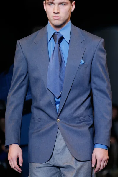 Look 74